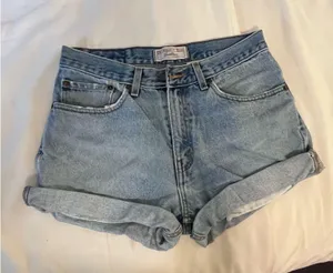 Levi's Shorts thumbnail 1