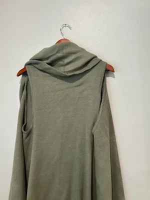 Green shawl wrap top thumbnail 7