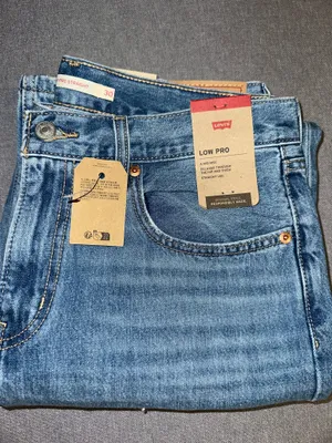 Levi’s Low Pro Straight Jeans thumbnail 1