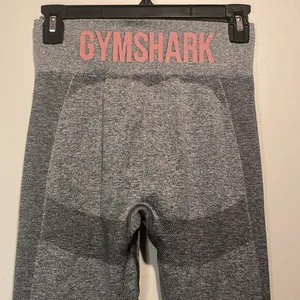 Gymshark- Flex Leggings in Grey with Pink Accent Logo Letters- Size Small thumbnail 5