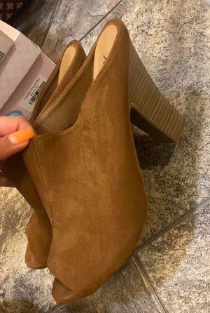American Eagle Heels  thumbnail 1