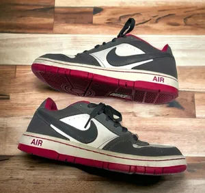 Nike Air Prestige III 394656-166 Ladies Sz. 7.5 Gray Pink White 38.5 EU 5‎ UK thumbnail 1