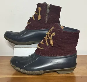 Sperry Top-Sider Saltwater‎ Quilted Duck Boots Womens Wine Color Size 5M thumbnail 1