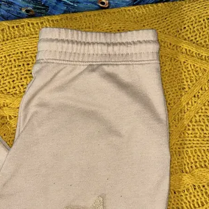 Olive + Oak Size S Beige Embellished Sweatpants thumbnail 8
