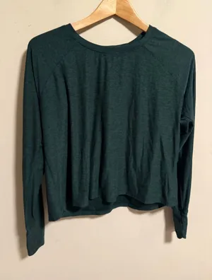 Beyond Yoga Featherweight SpaceDye Daydreamer Long Sleeve Top Green- Size Small thumbnail 1