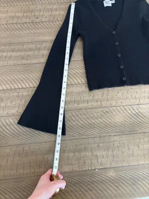 Princess Polly Black Ribbed Cropped Cardigan S/M – Bell Sleeve Button Front thumbnail 4