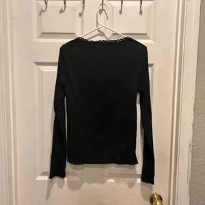 J. Crew Scoopneck Lace‎ Trim Henley Button Down Black Size Large Cotton Modal thumbnail 5