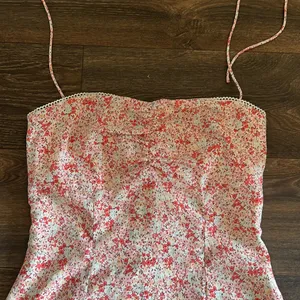 Majorelle Lexi Mini Dress in Pink Floral thumbnail 4