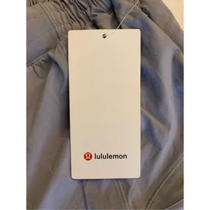 Lululemon Hotty Hot Short II *2.5" W7AUSR gray women's size 12 NEW WITH TAGS thumbnail 3