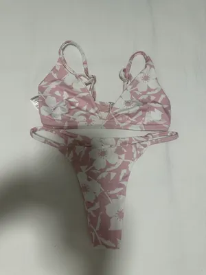 Ama Bikini Bikini thumbnail 1