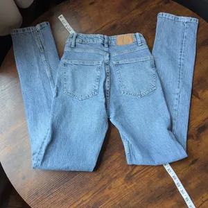 Zara Light Wash Blue Denim Jeans Straight Leg High Waist Size 0 thumbnail 11