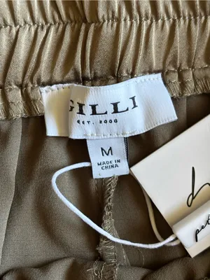 NWT Petal & Pup Gilli Luca Olive Green Satin Cargo Jogger Pants Size M thumbnail 5