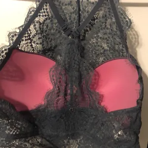 PINK Victoria's Secret Push-Up Pigeonnant Bra Gray Large thumbnail 10