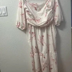 Cottagecore Floral Pleated Midi Dress thumbnail 2