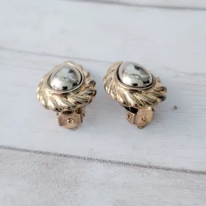 Vintage Clip On Earrings Silver Tone & Gold Tone Teardrop - Condition Issues thumbnail 5
