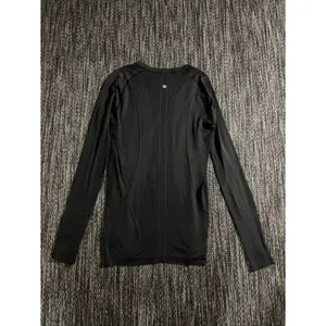 Lululemon Swiftly Tech Long Sleeve Crew Lightweight Running thumbnail 2