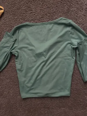 Hollister Top thumbnail 2