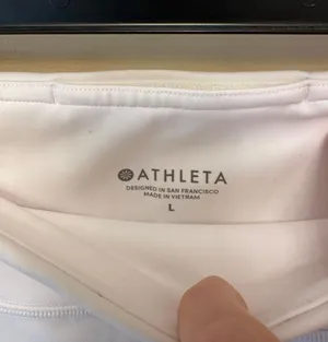 Athleta Salutation Stash Pocket Capri Pants thumbnail 3
