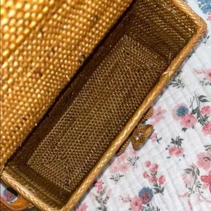 Vintage Tan Woven Shoulder Bag with Leather Strap thumbnail 7