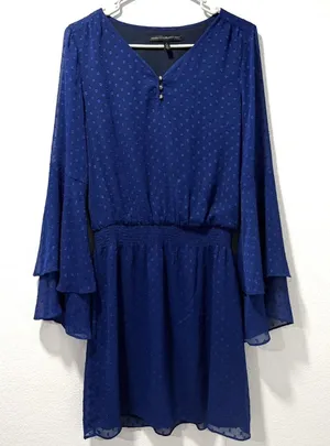 White House Black Market Size-6 Dress Women's Blue‎ Swiss Dot Smocked Waist thumbnail 1