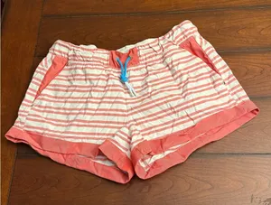 Lululemon Play All Day‎ Cuffed Shorts thumbnail 1