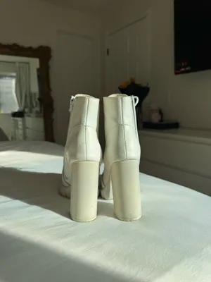 White Jeffrey Campbell Thick Heel Lace Up Boots Size 8 thumbnail 3