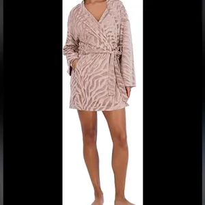 Steve Madden Women's Bathrobe Luxury Soft Velour Long Sleeve Robe with Pockets S thumbnail 2
