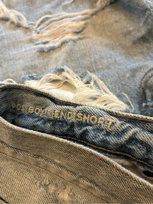 American Eagle Jean Shorts 4 90s Boyfriend Short Blue Distressed Ripped Denim thumbnail 3