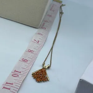 Vintage floral pendant necklace. 18” chain. thumbnail 6