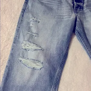 Old Navy High Rise Blue Crop Jeans Classic Style‎ thumbnail 4