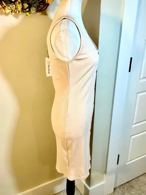 💥NWT The Drop x Sierra Furtado Rose Dust Ribbed Bodycon Mini Dress Sz M💛 thumbnail 5