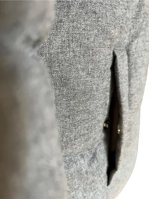 Old Navy women’s Gray Puffer Jacket Insulated Coat Size M thumbnail 6