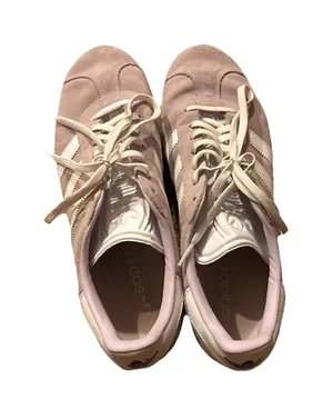 Adidas Gazelle Women's Size 11 Soft Pink/lavender thumbnail 1