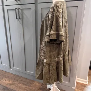 FESTI Olive Green Embroidered Dobby Mini Dress Cotton Linen Boho Size 0 - Large thumbnail 4