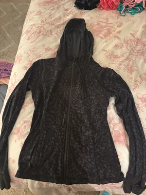 Lululemon Jacket thumbnail 1