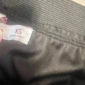 Y2K Hollister mini skirt thumbnail 5
