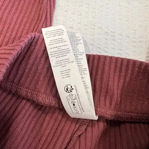 Alo Yoga Muse Sweatpants Dark Mauve XS women thumbnail 8