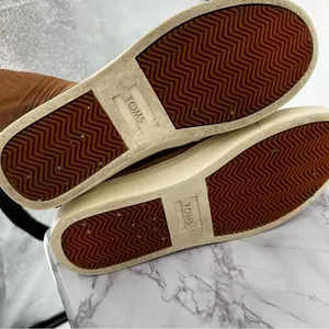 TOMS Paxton Ankle Sneaker Light Taupe Suede Size 7 Casual Comfy‎ Slip On Cushion thumbnail 2