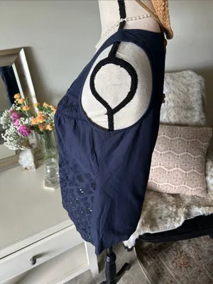 Boho western cottage navy cotton Beaded button down v neck blouse tank top M thumbnail 7