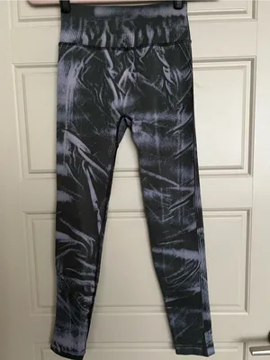 Lululemon Align High-Rise leggings 22”| Diamond Dye Stargaze thumbnail 2