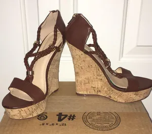Venus Brwn Cork Platform 5 1/4” Wedge Sandals Sz 7 thumbnail 3