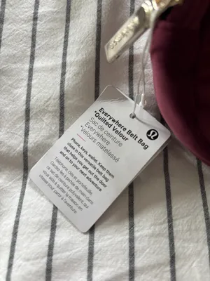 Everywhere Lululemon Belt Bag thumbnail 6