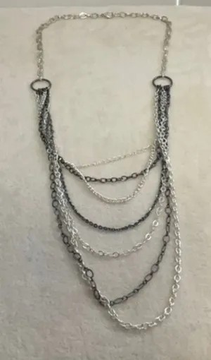 Necklace thumbnail 1
