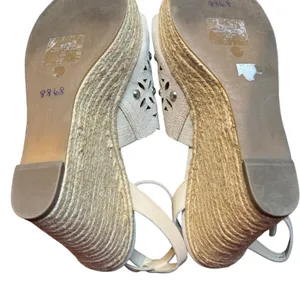 Marc Fisher Shoes Womens Size 11M‎ Beige Suede Studded Wedge Sandals Espadrille thumbnail 11