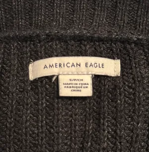 American Eagle Outfitters Sweater thumbnail 3