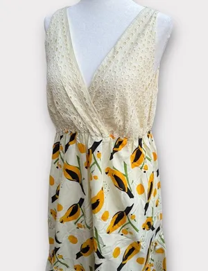 Tiered Eyelet and Bird Print Midi Dress thumbnail 2