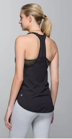 Lululemon 105 F Singlet (Seriously Light Luon) - Black - 4 thumbnail 2