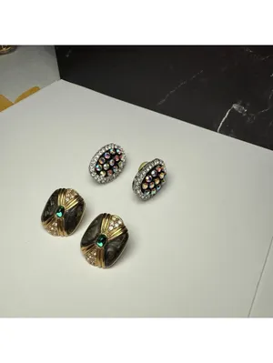 Rhinestone Stud Pierced Earrings Lot Of 2 Large Studs thumbnail 8