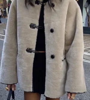 Mango Cream Faux fur-effect coat with appliqués thumbnail 2