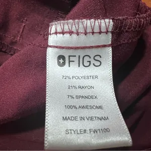 Figs Casma 3 pocket v neck scrub top small burgundy thumbnail 3
